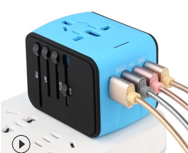 Adaptor de Călătorie Multi-Funcțional – Convertor Universal cu USB și AC, Compatibil cu Peste 170 de Țări ✈️